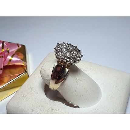 Estate .76cttw Natural Round Diamond Flower Top 14Kt 2Tone S-4.75 Ring #15352