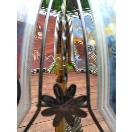 Vintage Heavy Brass Eagle American Flag Motorcycle Table Lamp Glass Panels Works