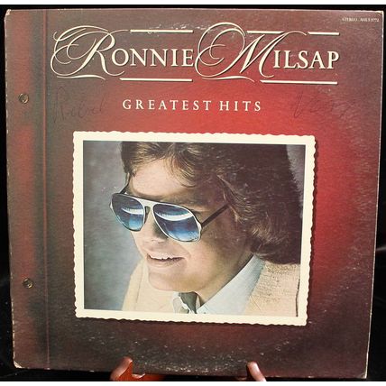 RCA #AHL1-3772 - Ronnie Milsap "Greatest Hits" - 12 stereo country tunes