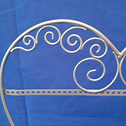 METAL HEART EARRING HOLDER Hanger Jewelry Stand Rack Display Live Love Laugh