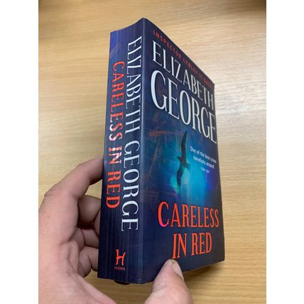 2009 ELIZABETH GEORGE "CARELESS IN RED" INSP. LYNLEY FICTION PAPERBACK BOOK (P3)