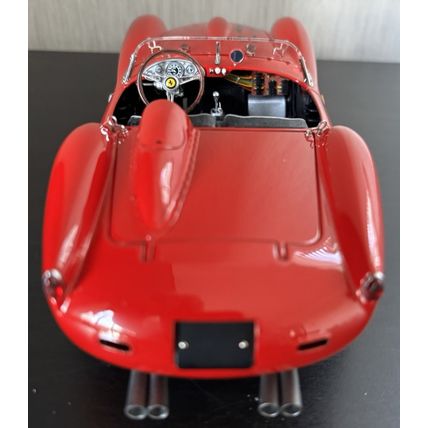 CMC M-071A Ferrari 250 Testa Rossa, 1958 "Pontoon Fender", Signed 1/18 - MINT