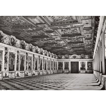 Postcard Great Hall, Schloss Ambras, Innsbruck, Austria. Real photo. Unposted