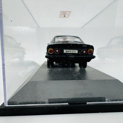 Schuco Opel Manta A GT /E hellgrün 1:43 Acrylic Box Black Car Diecast Vintage