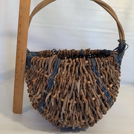 Vintage Basket Buttocks Egg Gathering Hand Woven Primitive Farmhouse Gods Eye