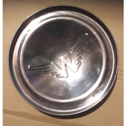 Wolseley 4/44 15/50 1500 9 inch wheel cover. Good used. One only.