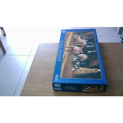 PIGGY IN THE MIDDLE Jigsaw Puzzle (636 Pieces) Gibsons