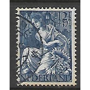 NETHERLANDS 1946 WAR VICTIMS FUND 12 1/2c + 37 1/2c BLUE SG624 FINE USED
