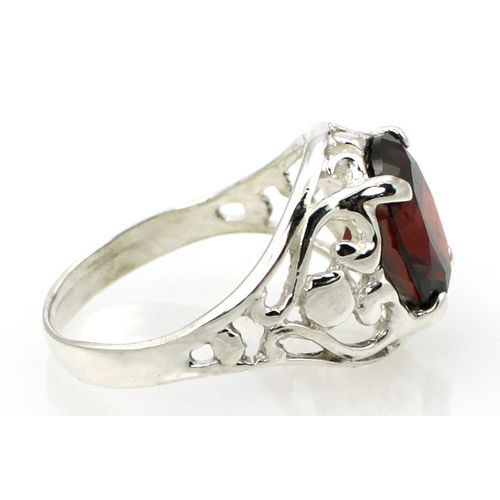 Mozambique Garnet, 925 Sterling Silver Ring, SR004