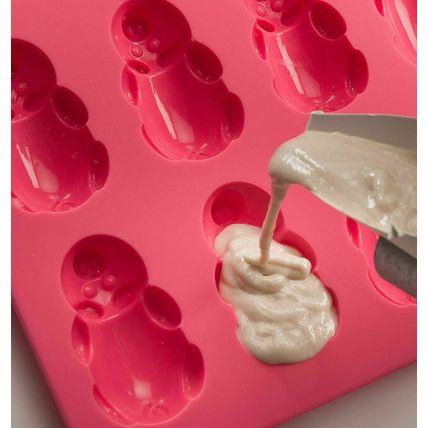 Lovely 12-Little-Pig Shape Non Stick Silicone Waffle Mould Baking Mold Bakeware