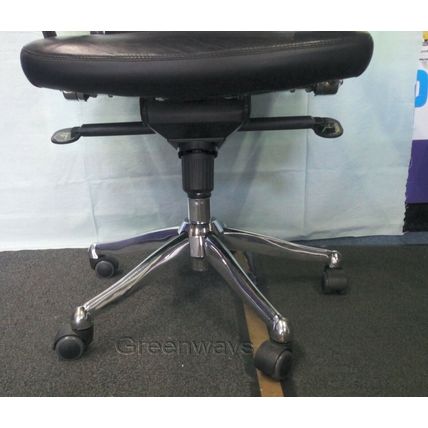 TC St Moritz CH1501 Black Executive Leather Chair