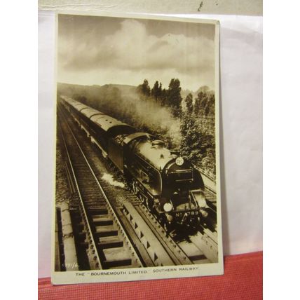 'BOURNEMOUTH Ltd.' STEAM ENGINE railway used postcard RP 1933 pm /