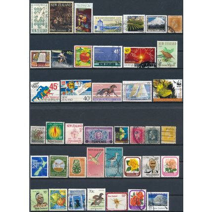 113 Stamp Selection - New Zealand - Used Hinged