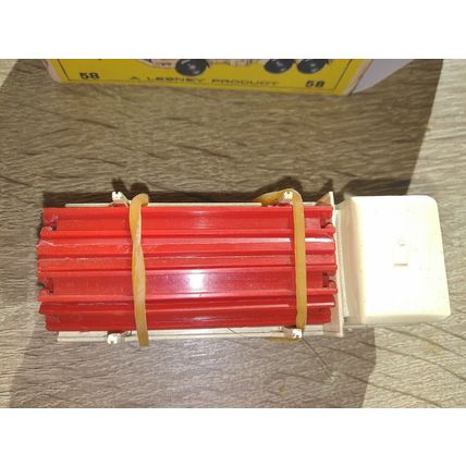 Matchbox No58 Girder Truck with replica box