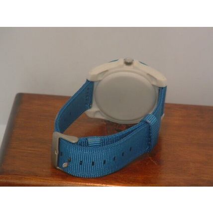 Pre-Owned Women’s Sprout Diamond Analog Sport Fashion Watch
