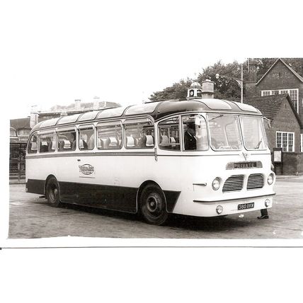 Black & White Photograph of Maidstone & District Motor Services Ltd. - 380 BKM