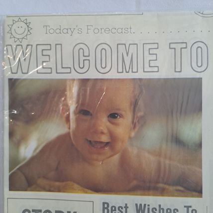 Vintage 1976 New American Greetings BABY Shower WRAPPING PAPER Gift Wrap