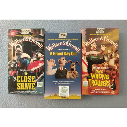 3 VHS VIDEO BOX SET WALLACE & GROMIT WRONG TROUSERS A CLOSE SHAVE GRAND DAY OUT