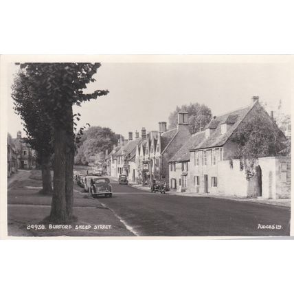 ED 311 BURFORD - SHEEP STREET. PRINTED JUDGES POSTCARD