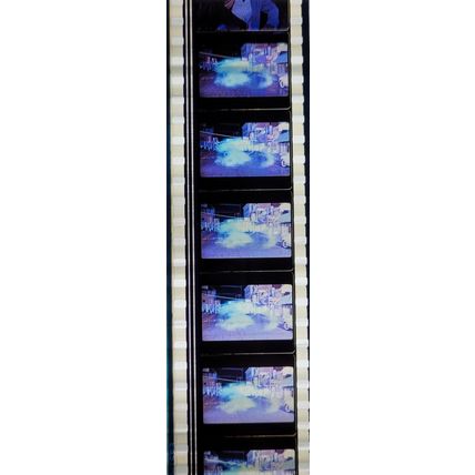 Back to the Future 2. Pk HCH - b029C . - 1 STRIP OF 5 - 35MM FILM CELLS