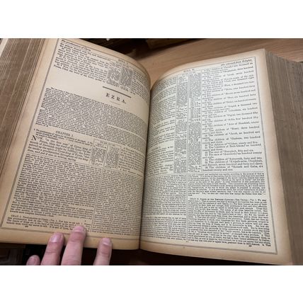c1880s HEAVY ANTIQUE FAMILY HOLY BIBLE 5.7kg BOOK & BRASS CLASPS (EV9)