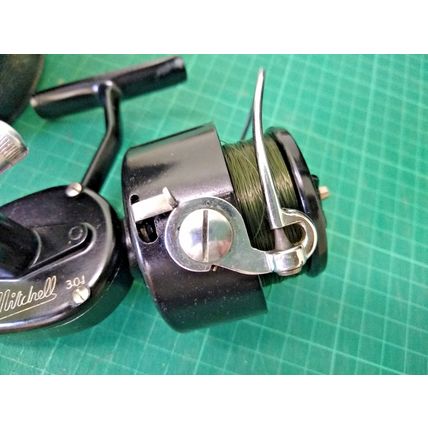 Vintage MITCHELL Model 301 Spinning Reel Fishing Reel Made In France 01