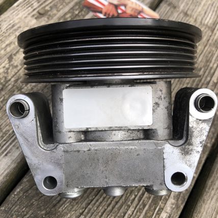 Land Rover LR077466 Power Steering Pump OEM LR2 13 14 15 2.0L 91k Miles On Donor