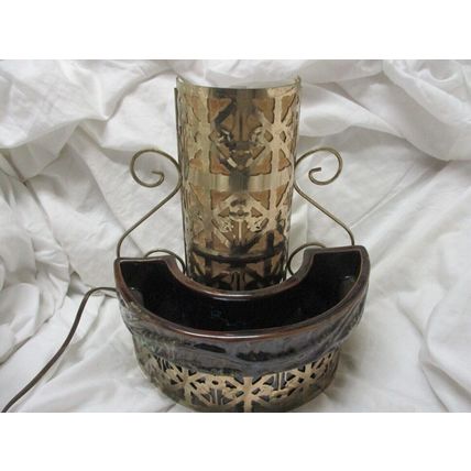 Vintage from the 1950s mid century modern tv planter/lamp sierra-columbia