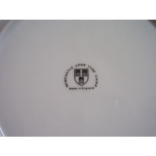 Commemorative ware Newcastle England porcelain big plate-dish-charger