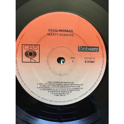 MARTY ROBBINS - DEVIL WOMAN (UK CBS 1977 VINYL LP)