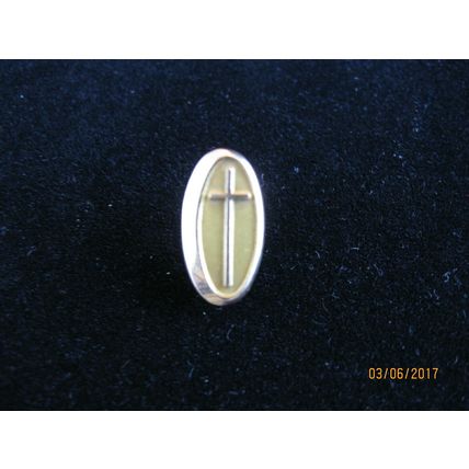 VINTAGE 10k YELLOW GOLD OVAL CROSS TIE TACK LAPEL PIN STUNNING Religious Pin