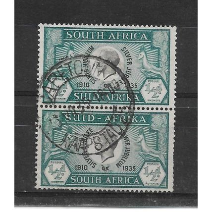 SouthAfrica.SG65 1/2d Black and Blue-Green Pair.Fine Used.May22