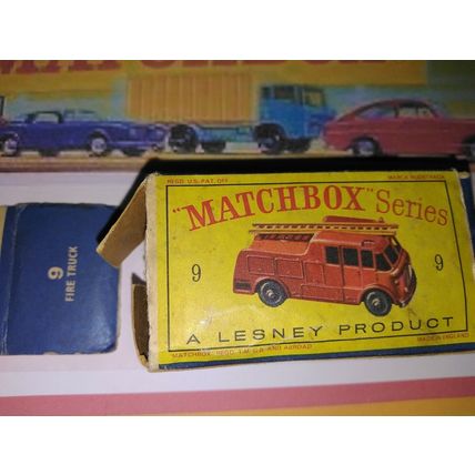 Matchbox - No9 Fire Truck - original box