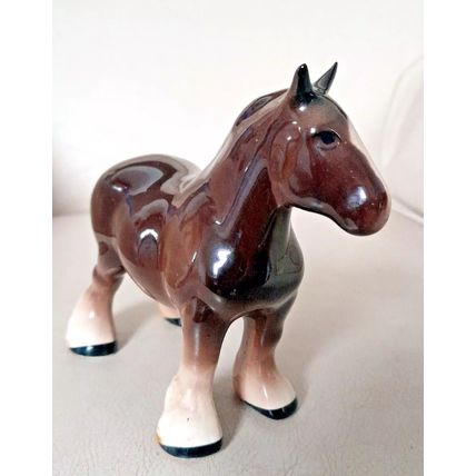 Ceramic Horse : 12cm