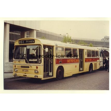 tm4987 - Leicester City Bus - ARY 225K - photograph 6x4