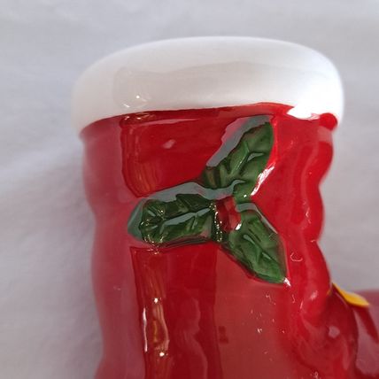 Christmas SANTA Claus Red BOOTS SALT & PEPPER SHAKER Set Holiday 3" Holly Berry