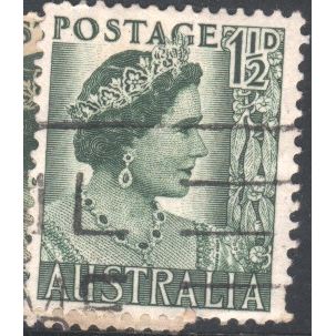 Australia 1950 - SG236 - 1½d green - Queen Elizabeth - used