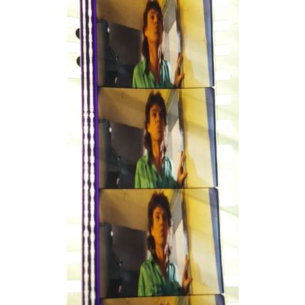 Dancing In The Streets. Bowie /Jagger Pk GB - 036J. 1 STRIP OF 5- 35MM FILMCELLS