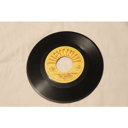 The Gentrys 45-CINNAMON GIRL/I JUST GOT THE NEWS
