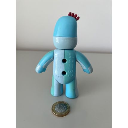 IN THE NIGHT GARDEN IGGLE PIGGLE (GOLDEN BEAR)