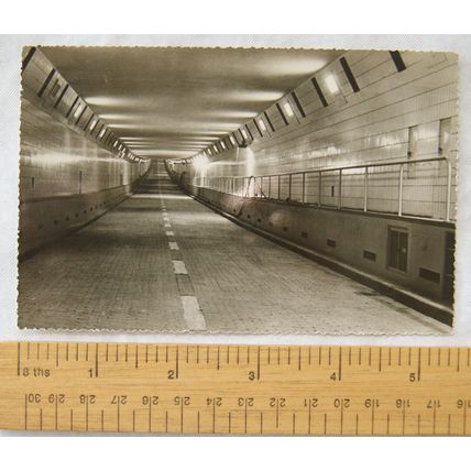 1960 postcard Rotterdam, Maastunnel