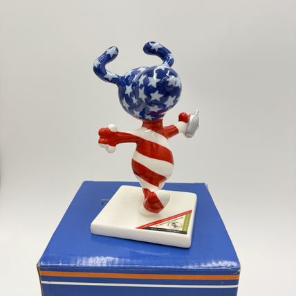 Westland Giftware Peanuts On Parade Snoopy All American Digital Dog Figurine Box