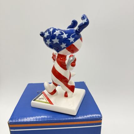 Westland Giftware Peanuts On Parade Snoopy All American Digital Dog Figurine Box