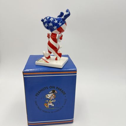 Westland Giftware Peanuts On Parade Snoopy All American Digital Dog Figurine Box
