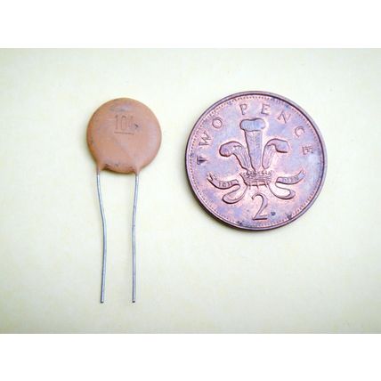 0.1µF 50V, Long Wire Disc Capacitors, Pack of Appx 100 New Old Stock.