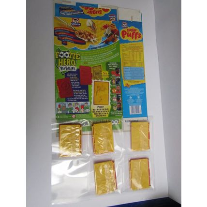 Quaker Sugar Puffs 2001 Footie Heroes Cereal Box & 5 Toy Revealers Set Sealed