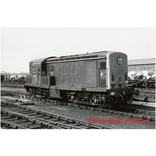 Railway Photo BR Class 15 D8225 IPSWICH 1970 Diesel Loco