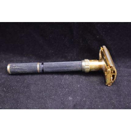 Vintage 1960’s Gillette Black & Gold Adjustable 1-9 Safety Razor 04