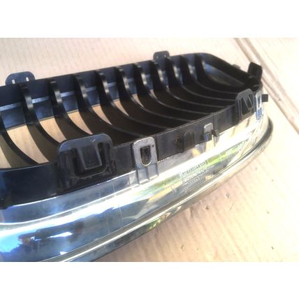 BMW 3 SERIES E90 E91 CHROME KIDNEY GRILL O/S RH RIGHT 2005 - 2011 Genuine BMW