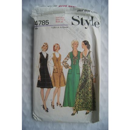 1974 Style Pattern No. 4785 misses pinafore dress and blouse, size 14½, 37 inch